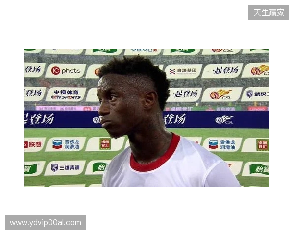 博主:蓉城外援卡隆目前仍处于留队状态,但已不可能随队踢中超