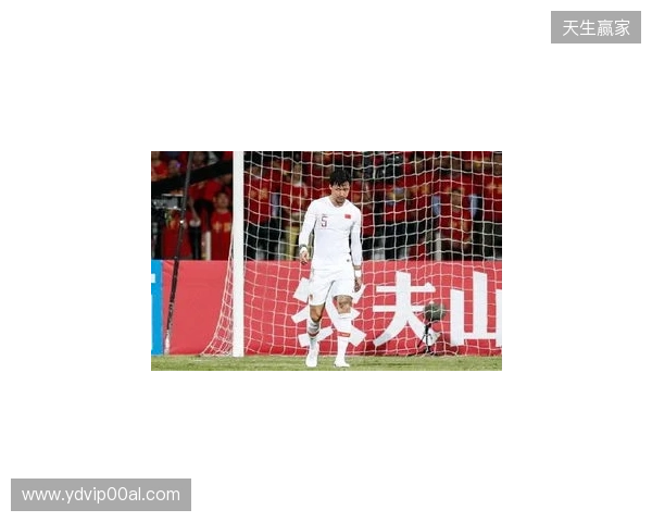 记者：国足抽调9人让安东尼奥无人可用 主力和替补差距就是这么大